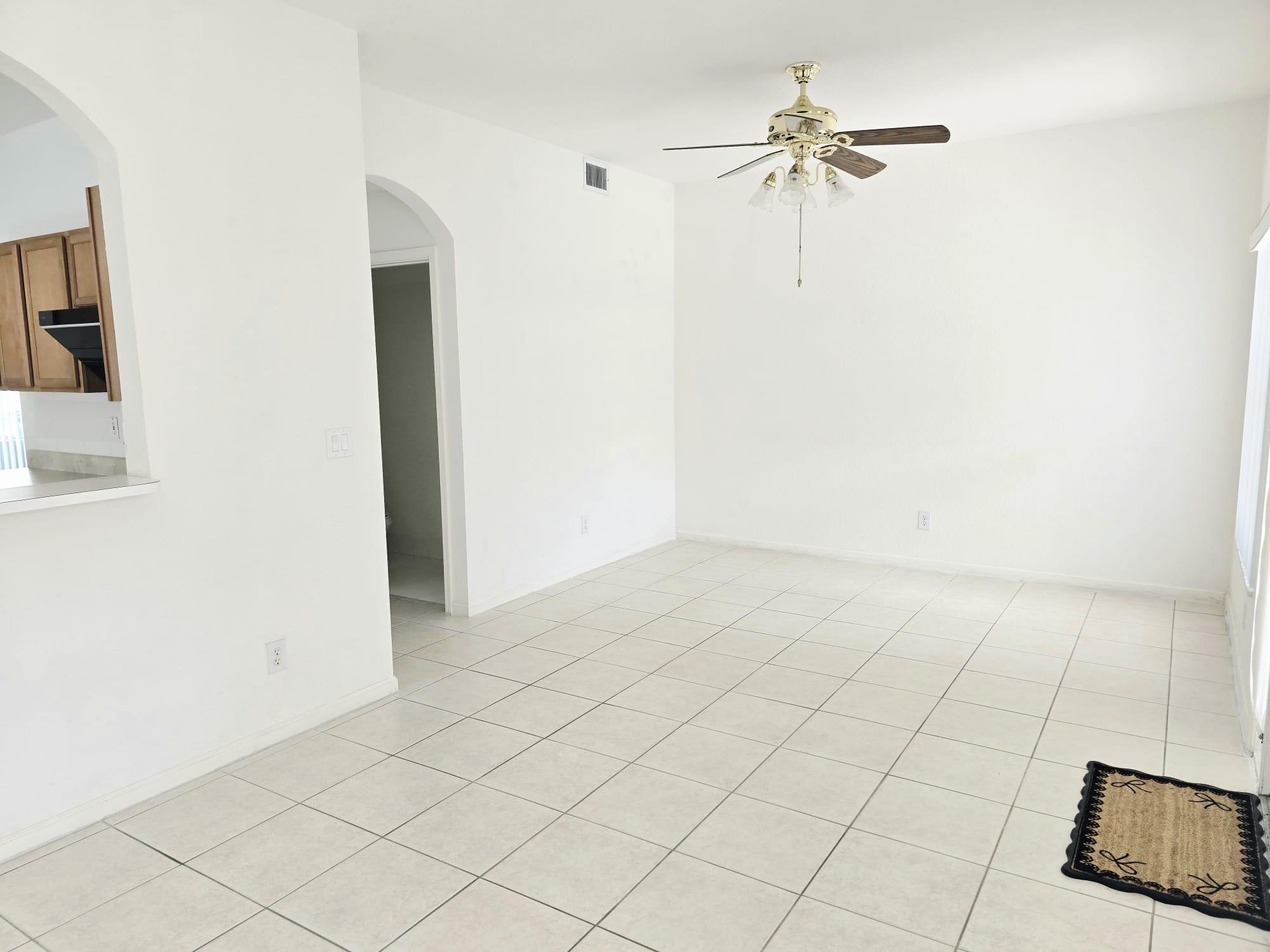 KENSINGTON MANOR - Residential