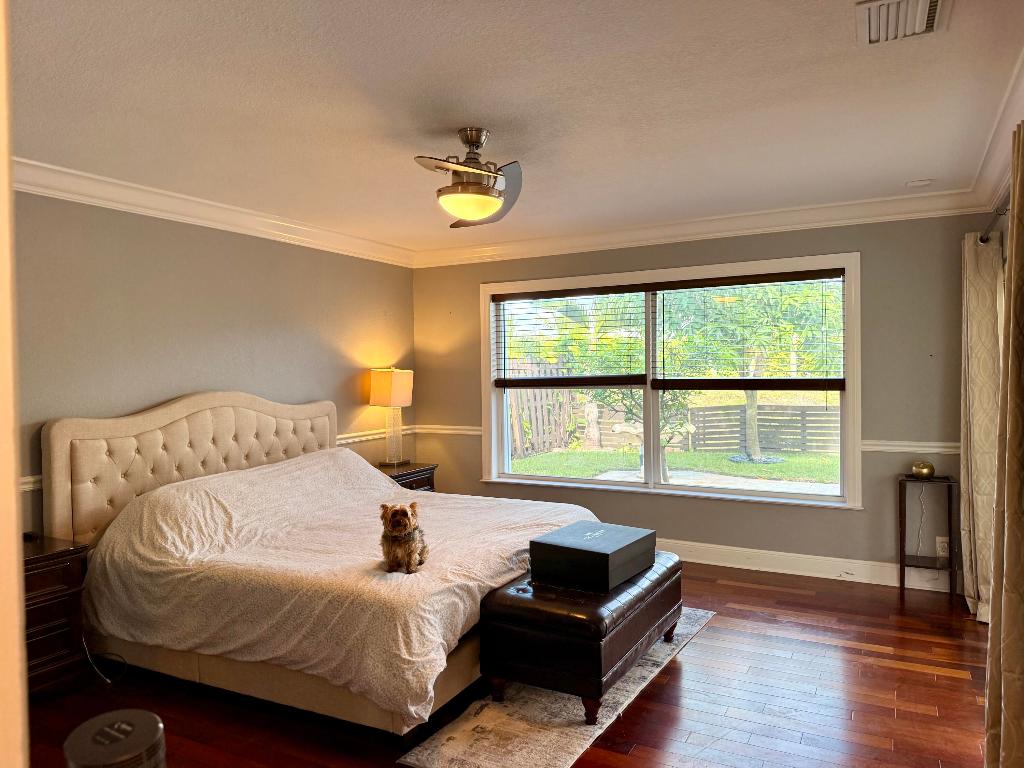 WEST BOCA LAKE - Residential