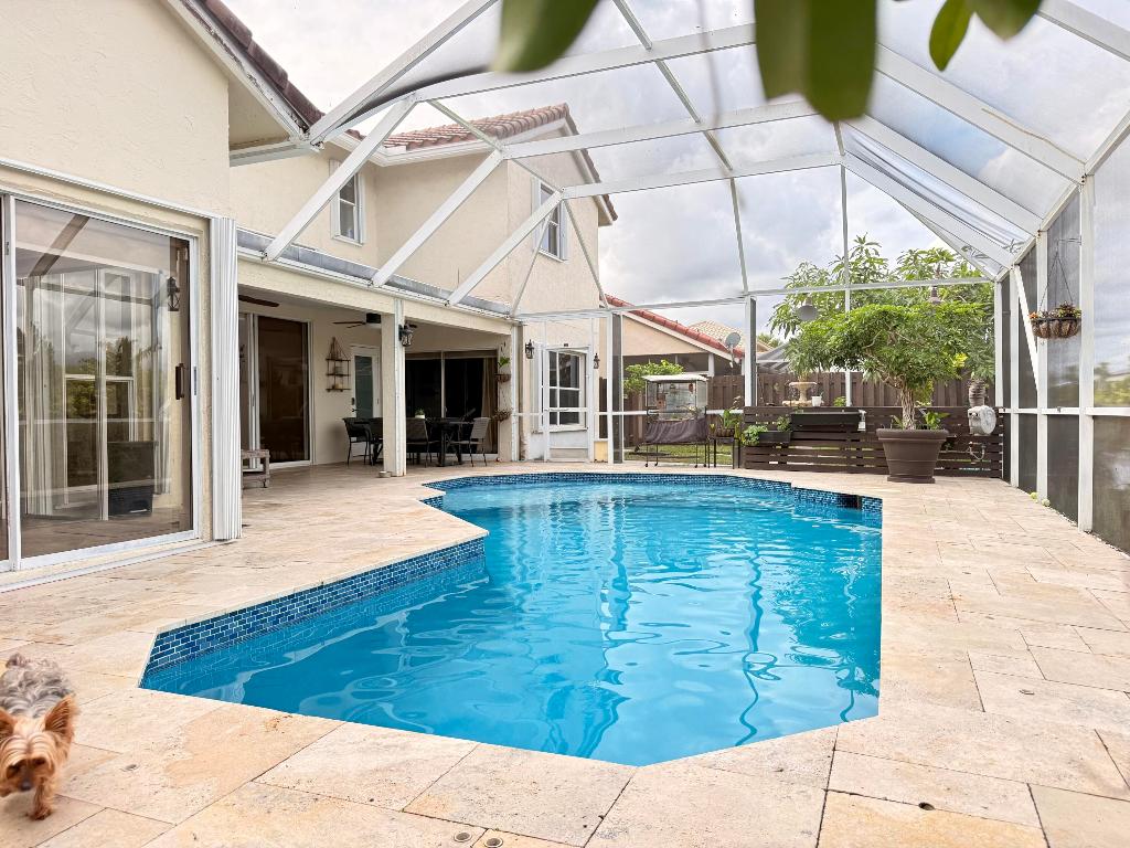 WEST BOCA LAKE - Residential