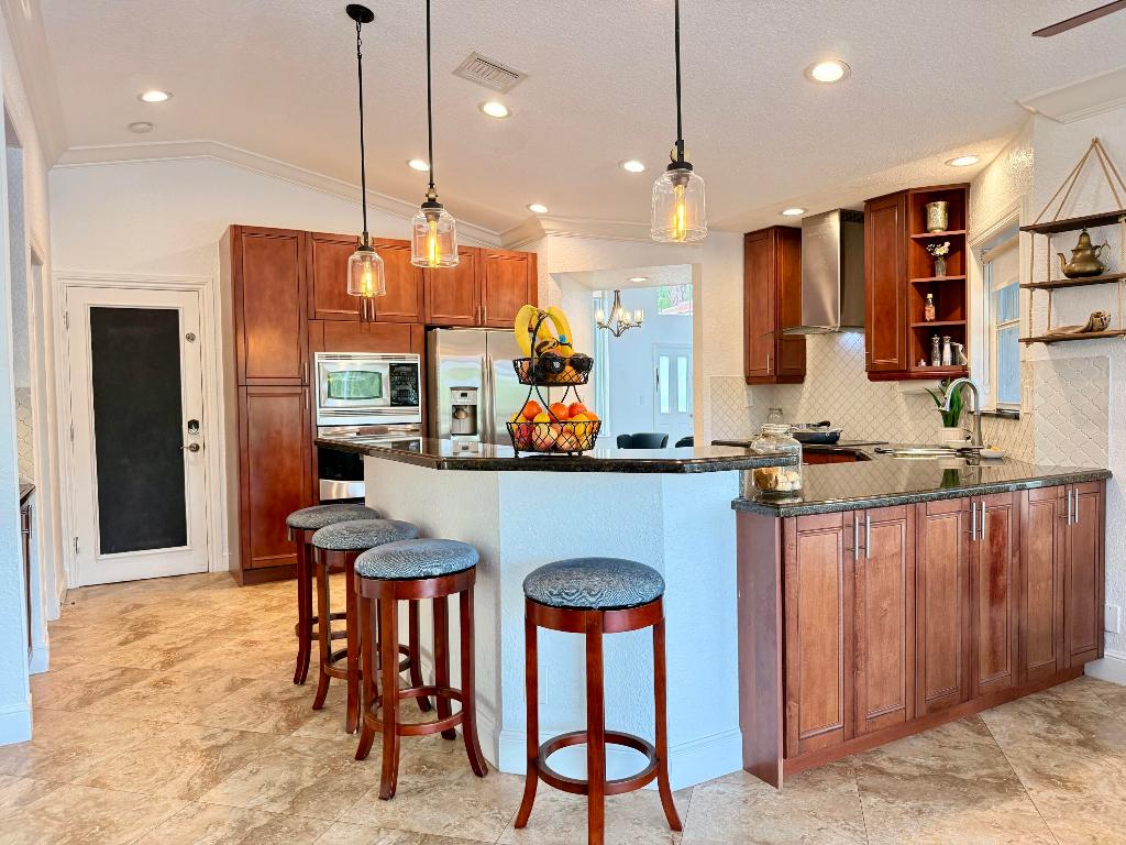 9669 Carousel Circle N