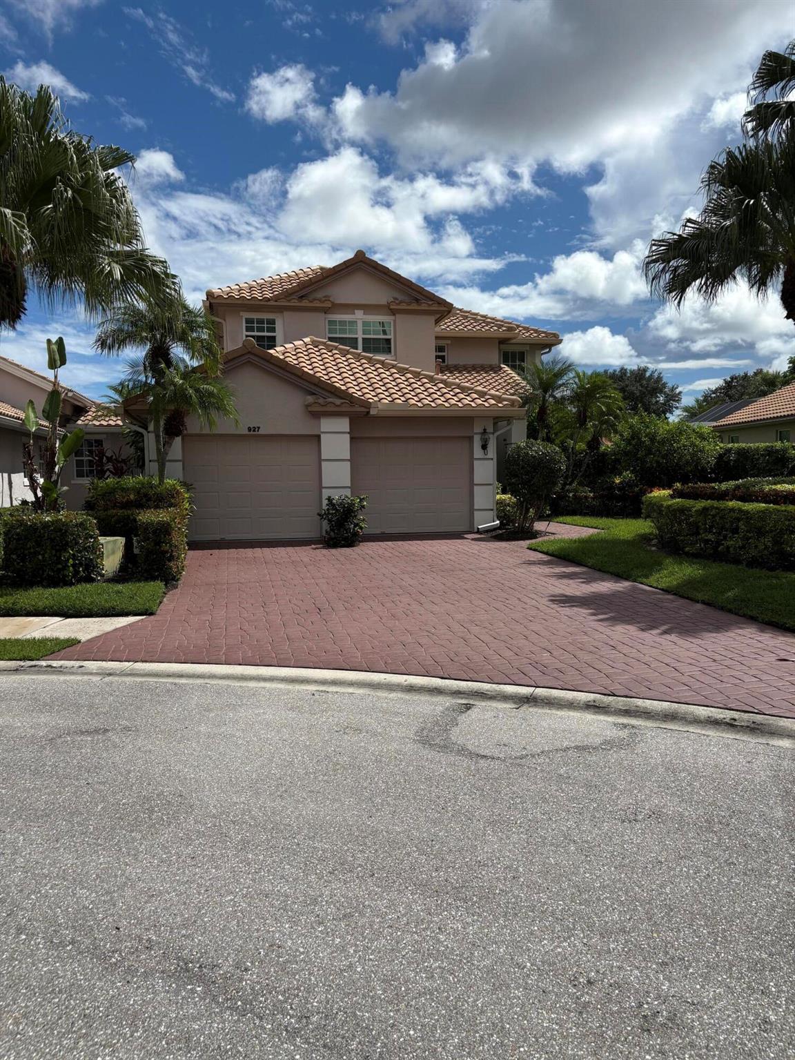 PGA RESORT COMMUNITY OF A - Residential Lease