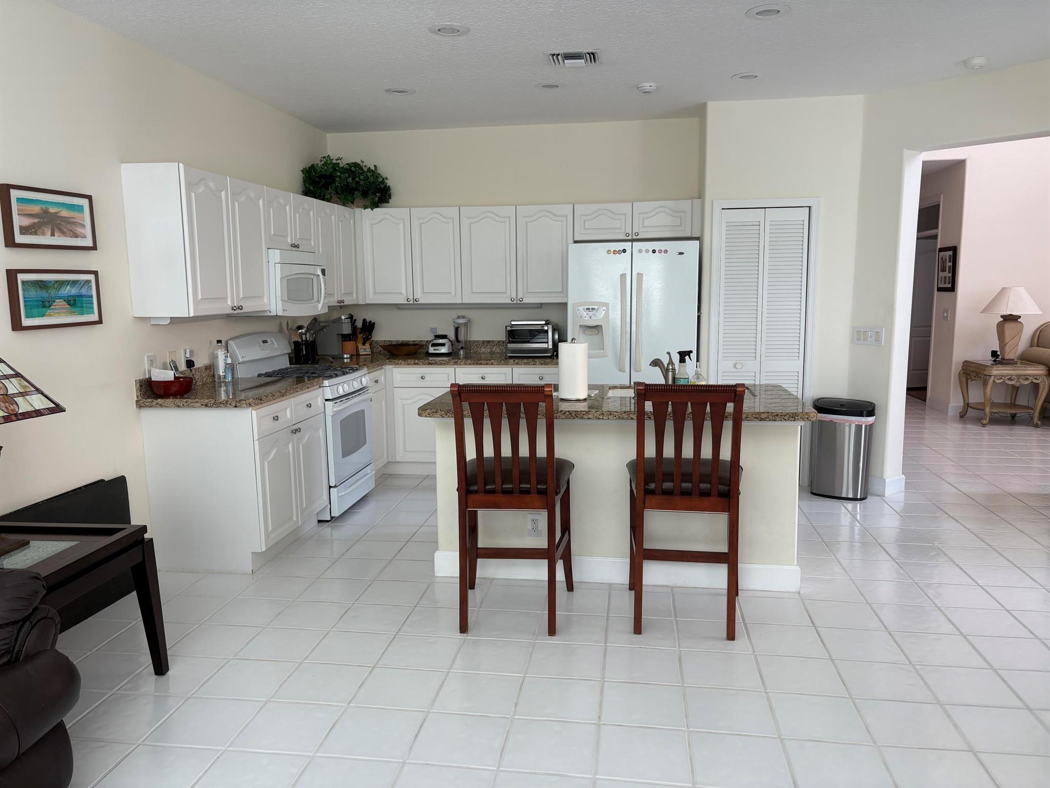 PGA RESORT COMMUNITY OF A - Residential Lease