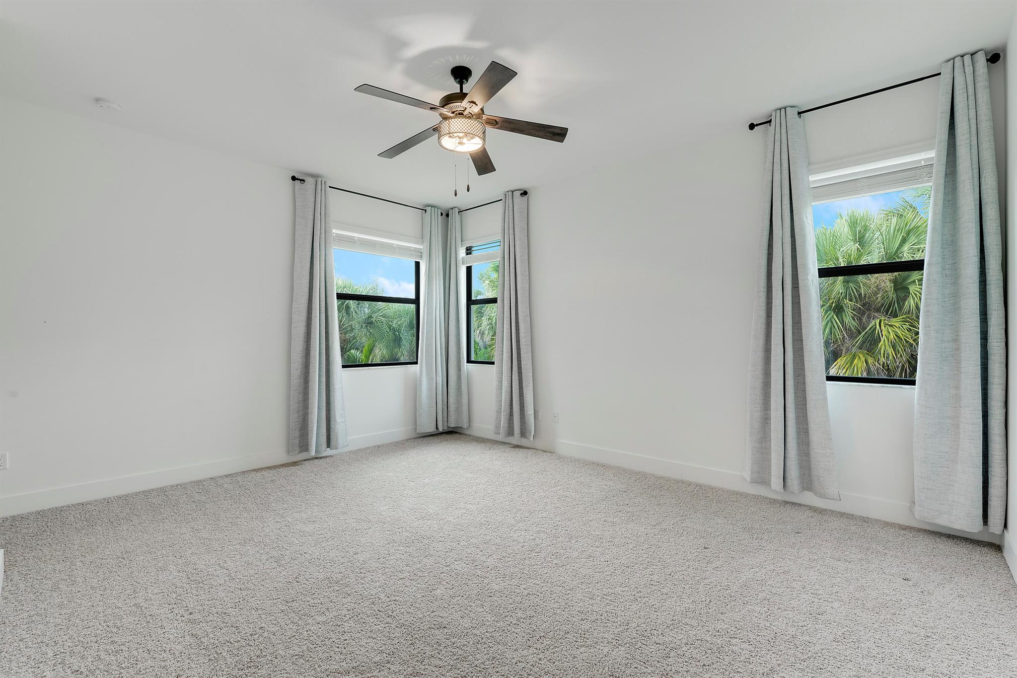 ALTON NEIGHBORHOOD - Residential