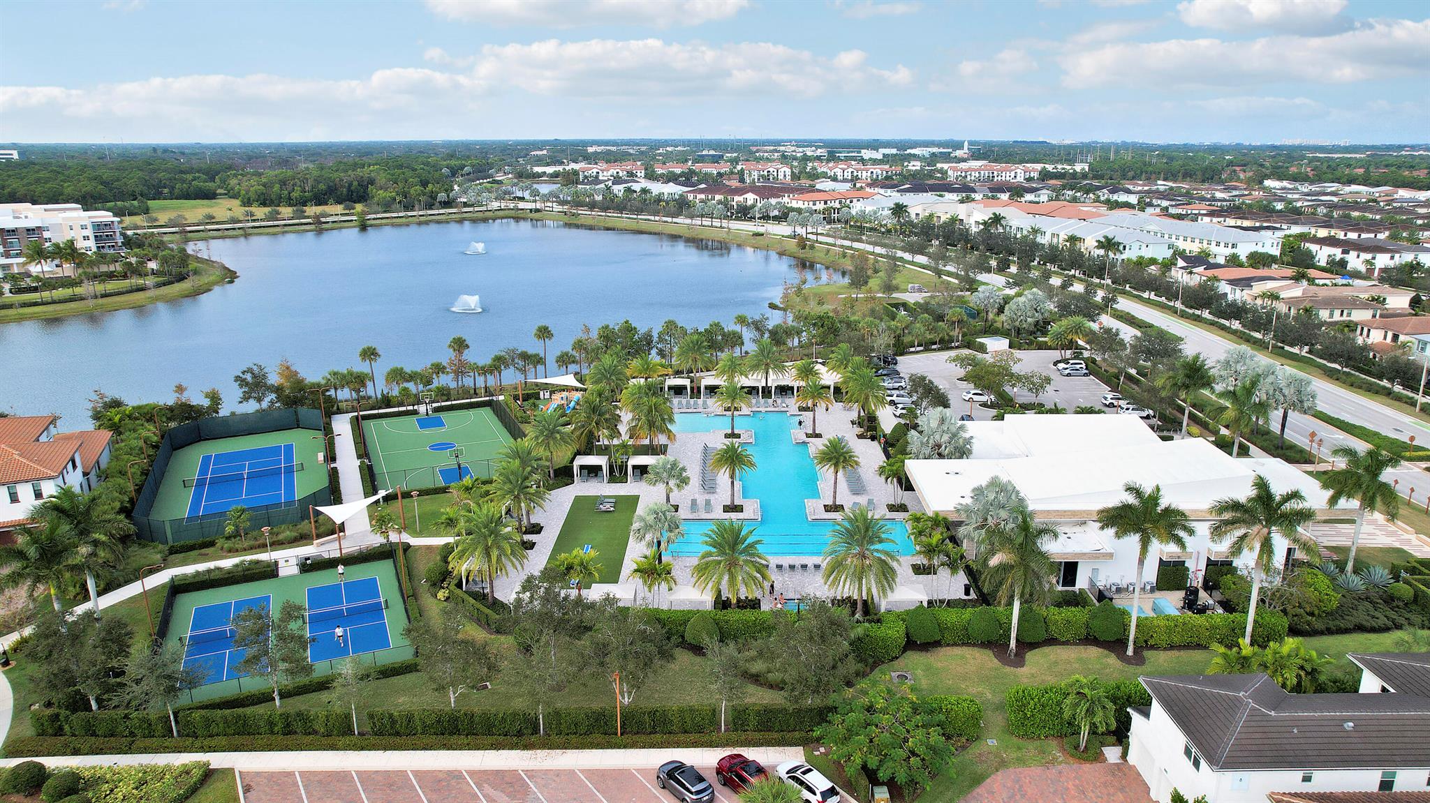 ALTON NEIGHBORHOOD - Residential