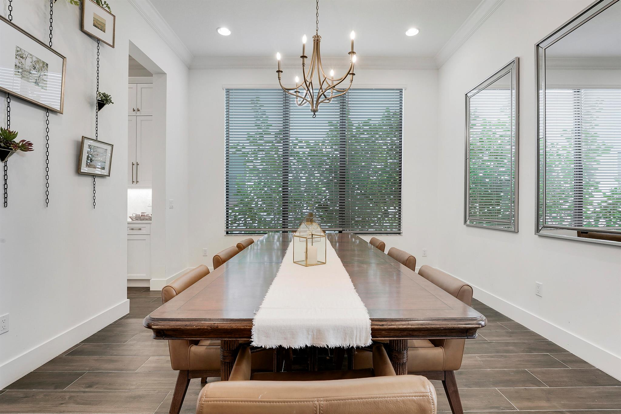 ALTON NEIGHBORHOOD - Residential