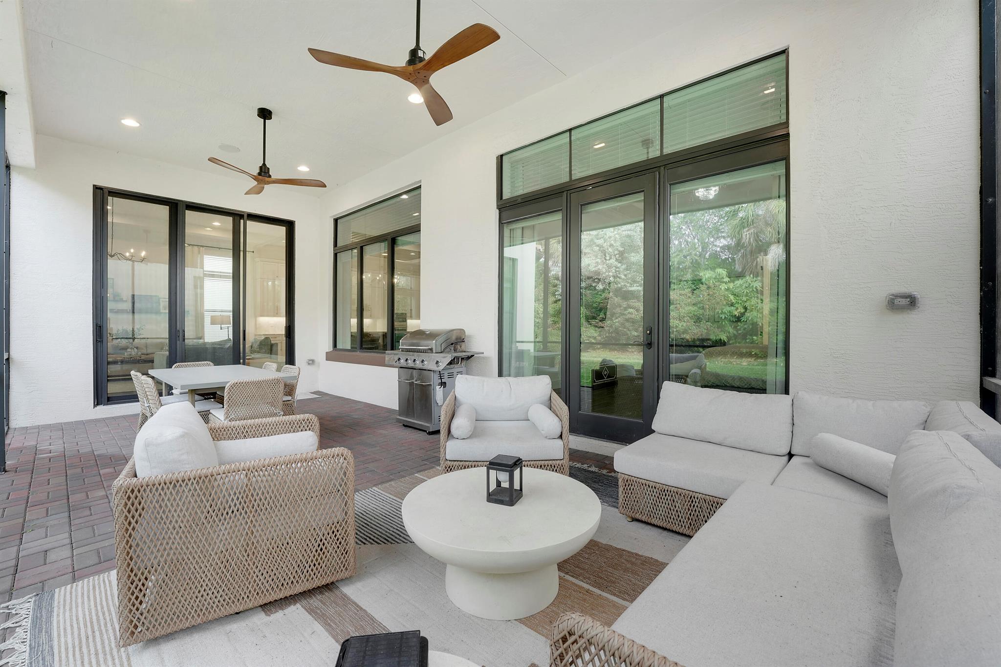 ALTON NEIGHBORHOOD - Residential