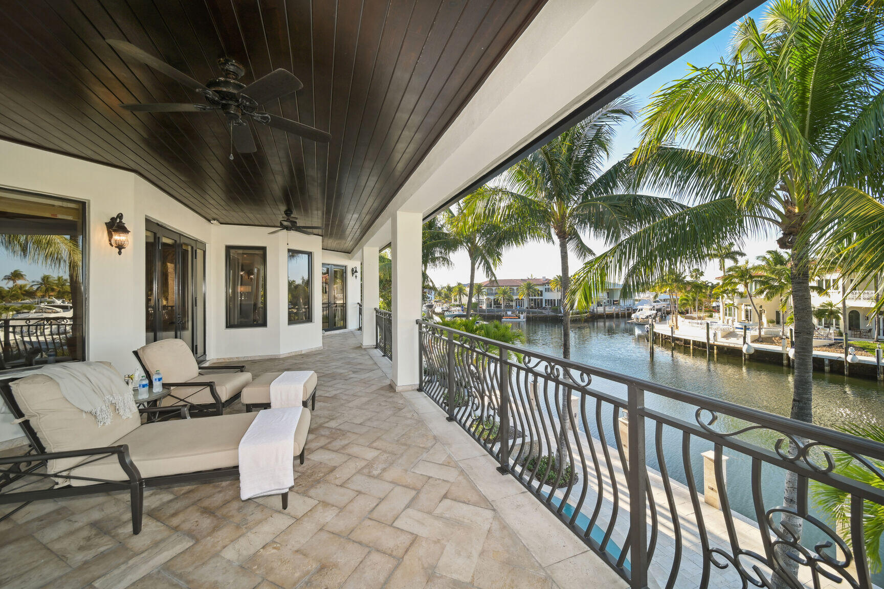 VENETIAN ISLES 1ST SEC - Residential