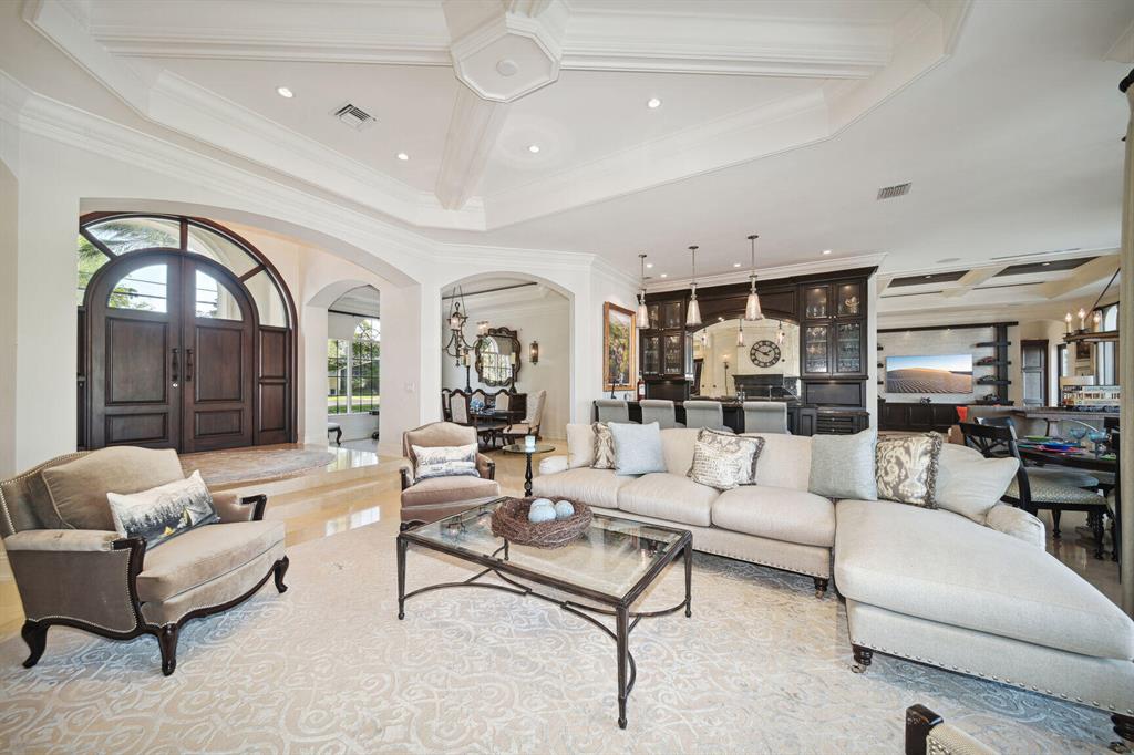 VENETIAN ISLES 1ST SEC - Residential