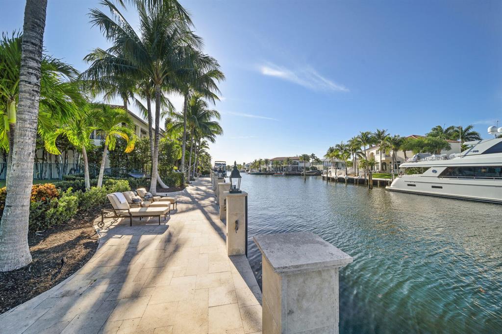 VENETIAN ISLES 1ST SEC - Residential