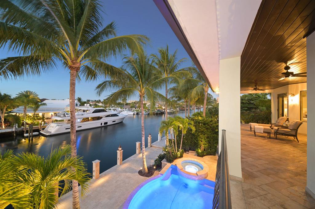 VENETIAN ISLES 1ST SEC - Residential