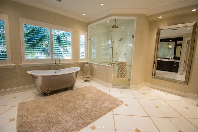 VENETIAN ISLES 1ST SEC - Residential