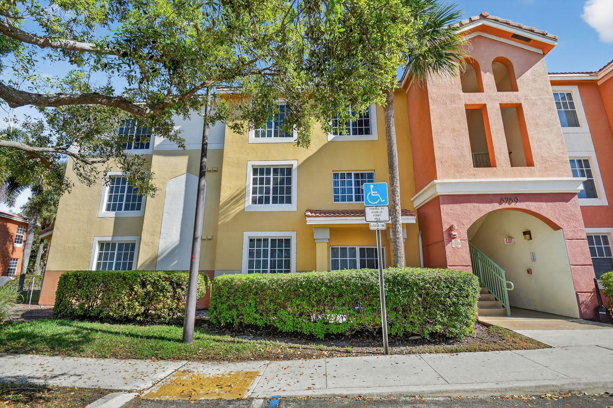 GREEN CAY VILLAGE CONDO - Residential