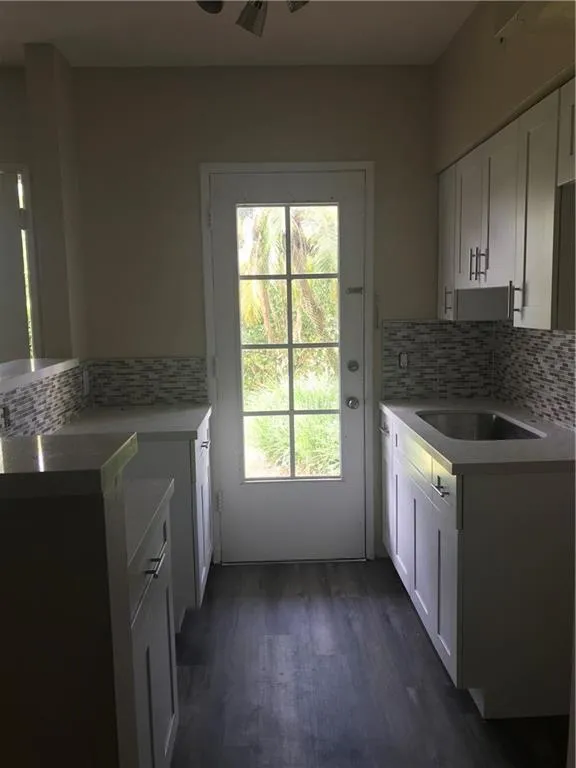 8600 Byron Ave Unit 3  