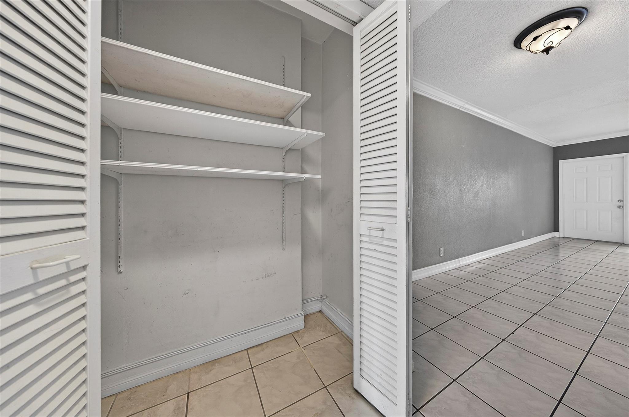 HERITAGE HOUSE CONDO - Residential Lease