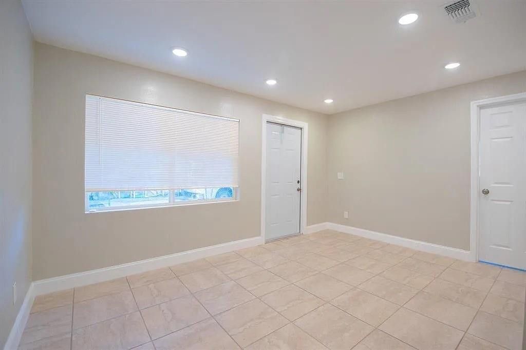 Photo of 508 N 23rd Street, Fort Pierce, FL 34950 (MLS # F10542088)