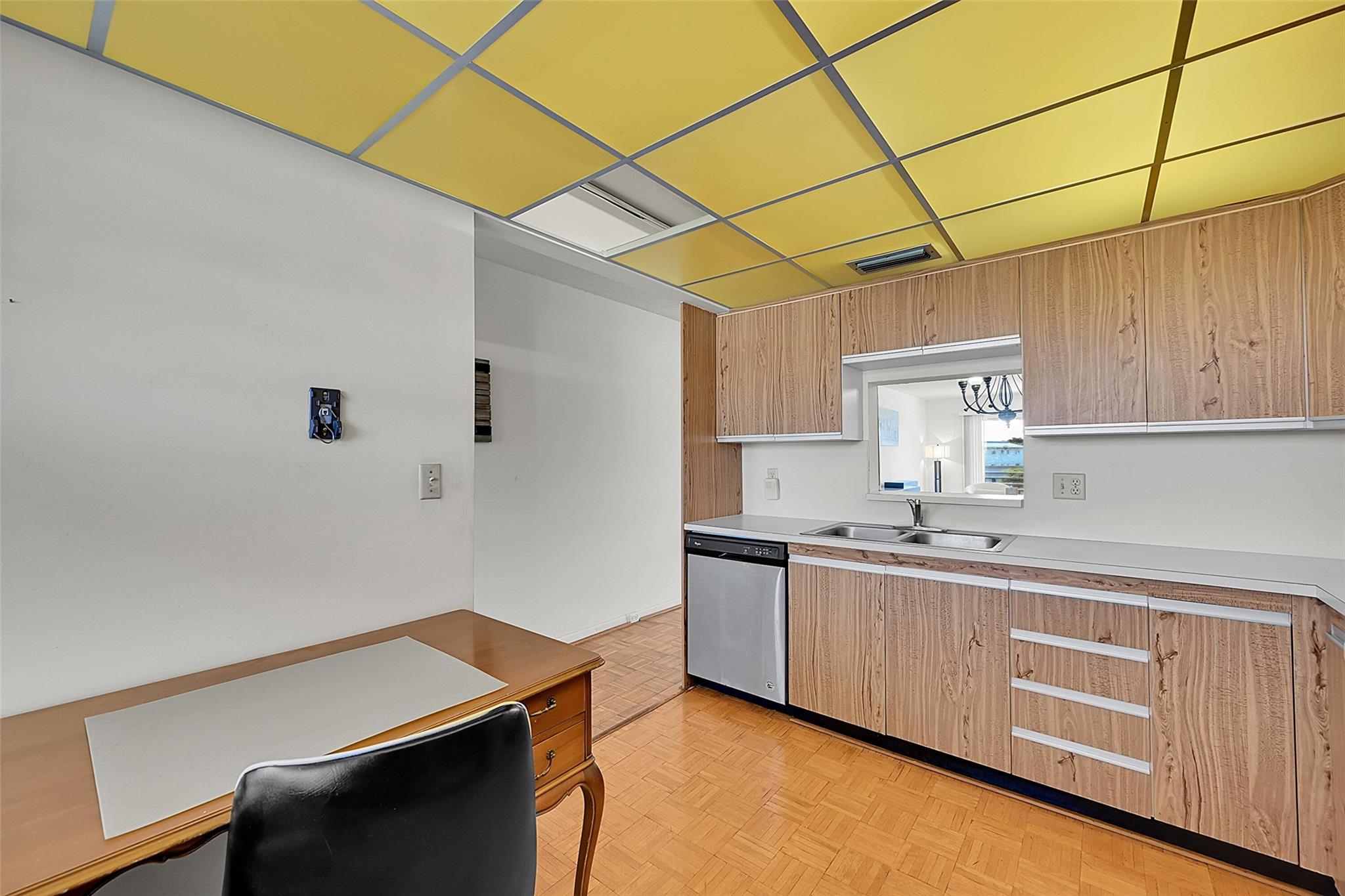 WYNMOOR VILLAGE - Residential