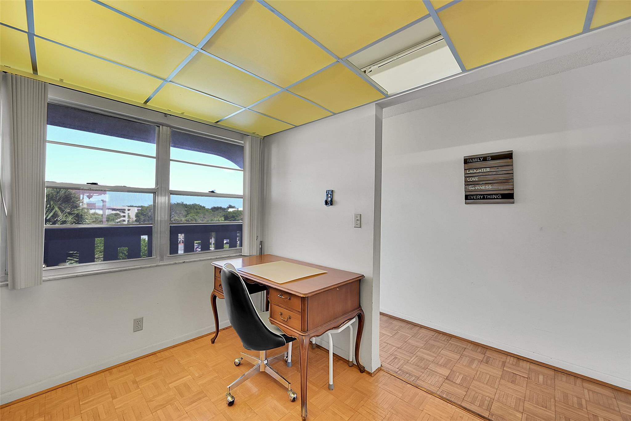 WYNMOOR VILLAGE - Residential