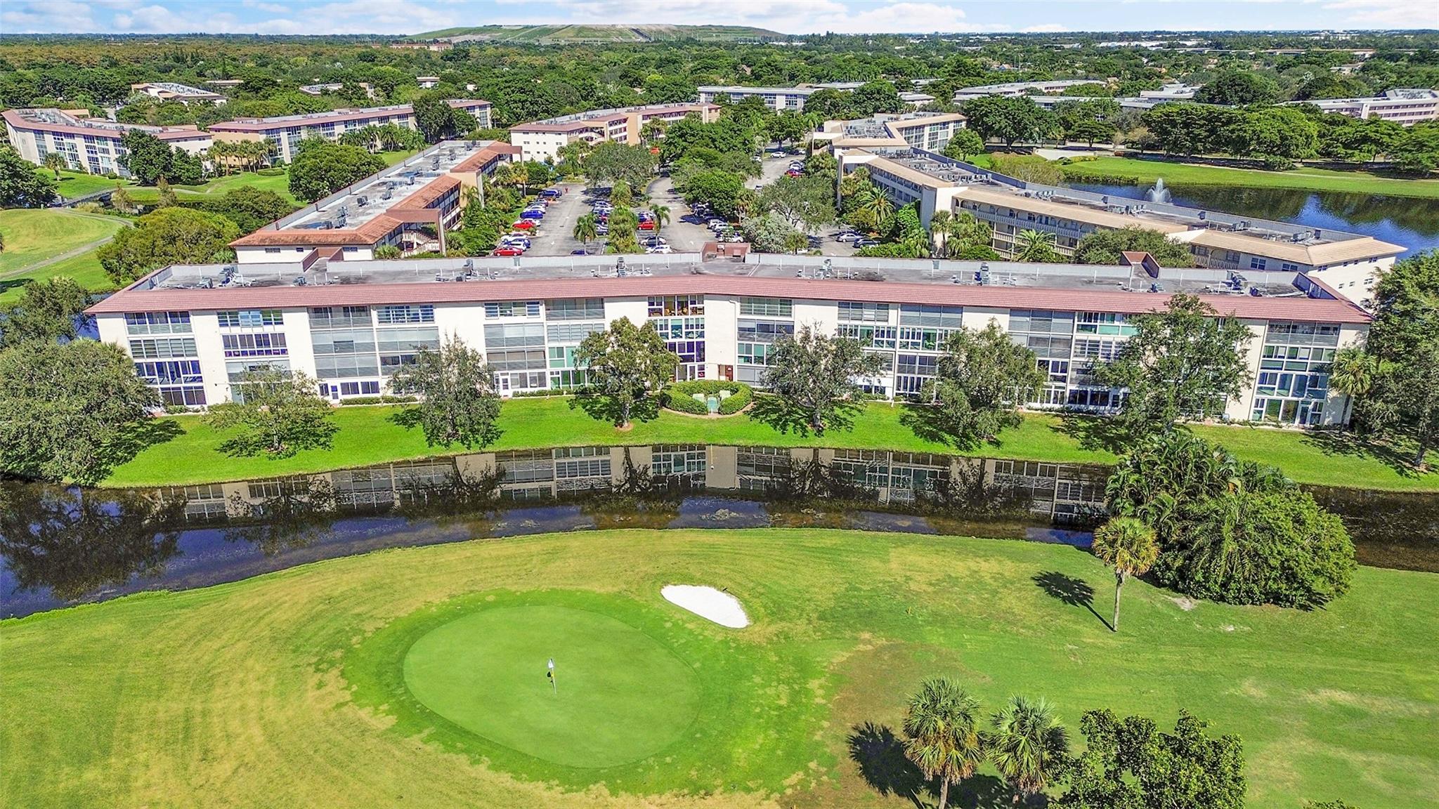 WYNMOOR VILLAGE - Residential