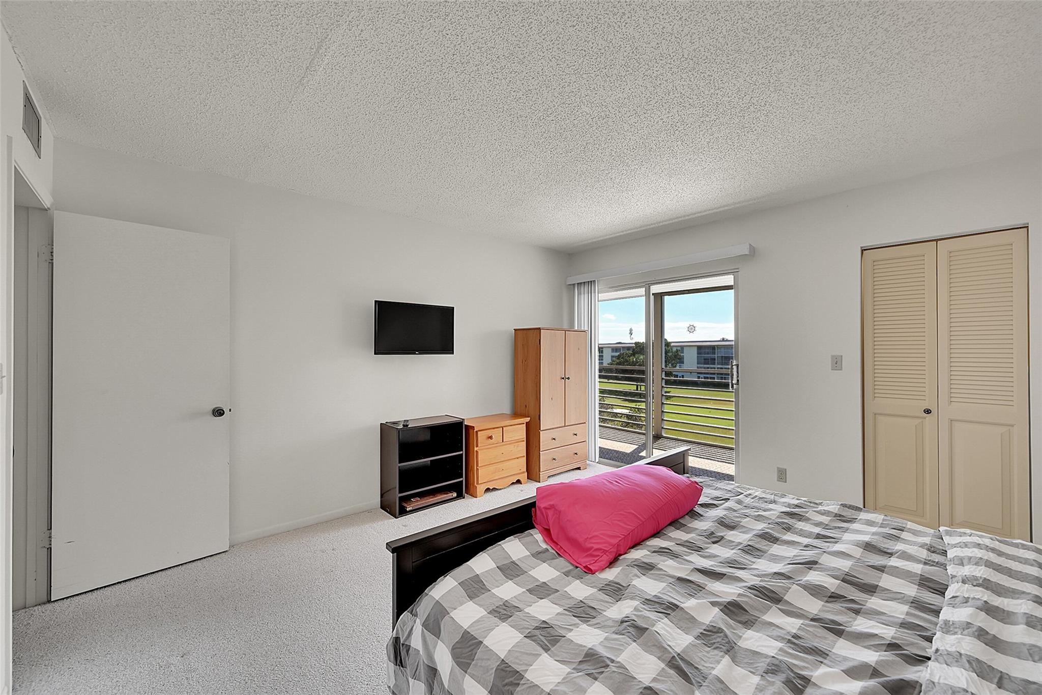 WYNMOOR VILLAGE - Residential