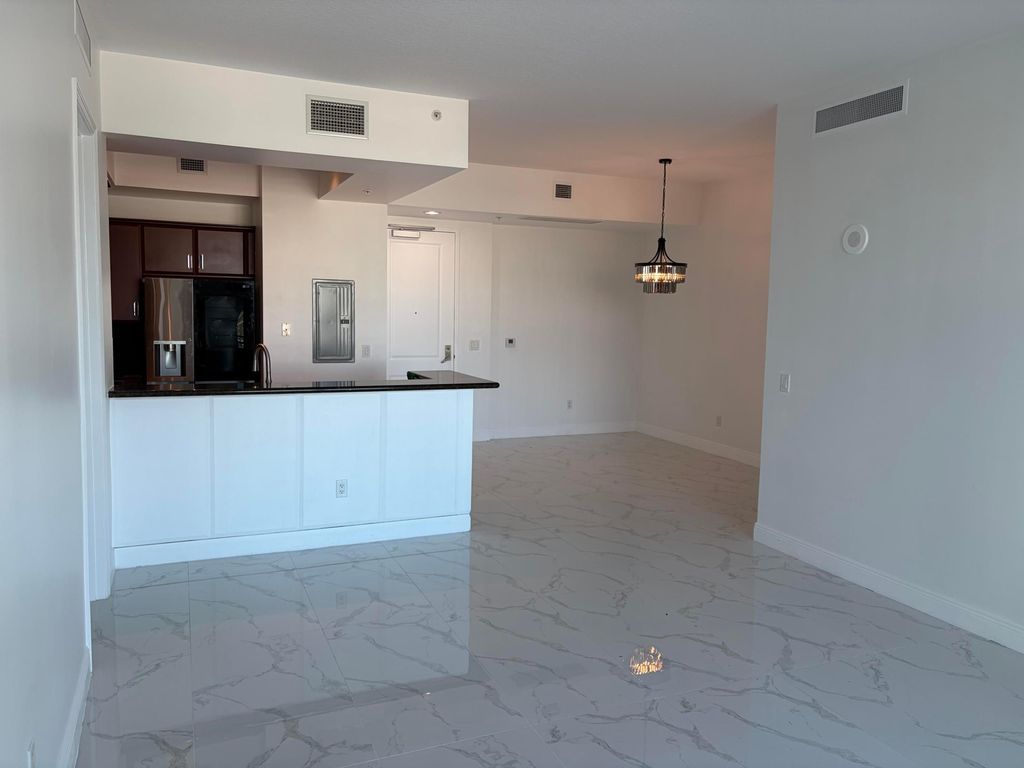 Photo of 403 S Sapodilla Avenue #707(Ph 1-7), West Palm Beach, FL 33401 (MLS # R11163044)