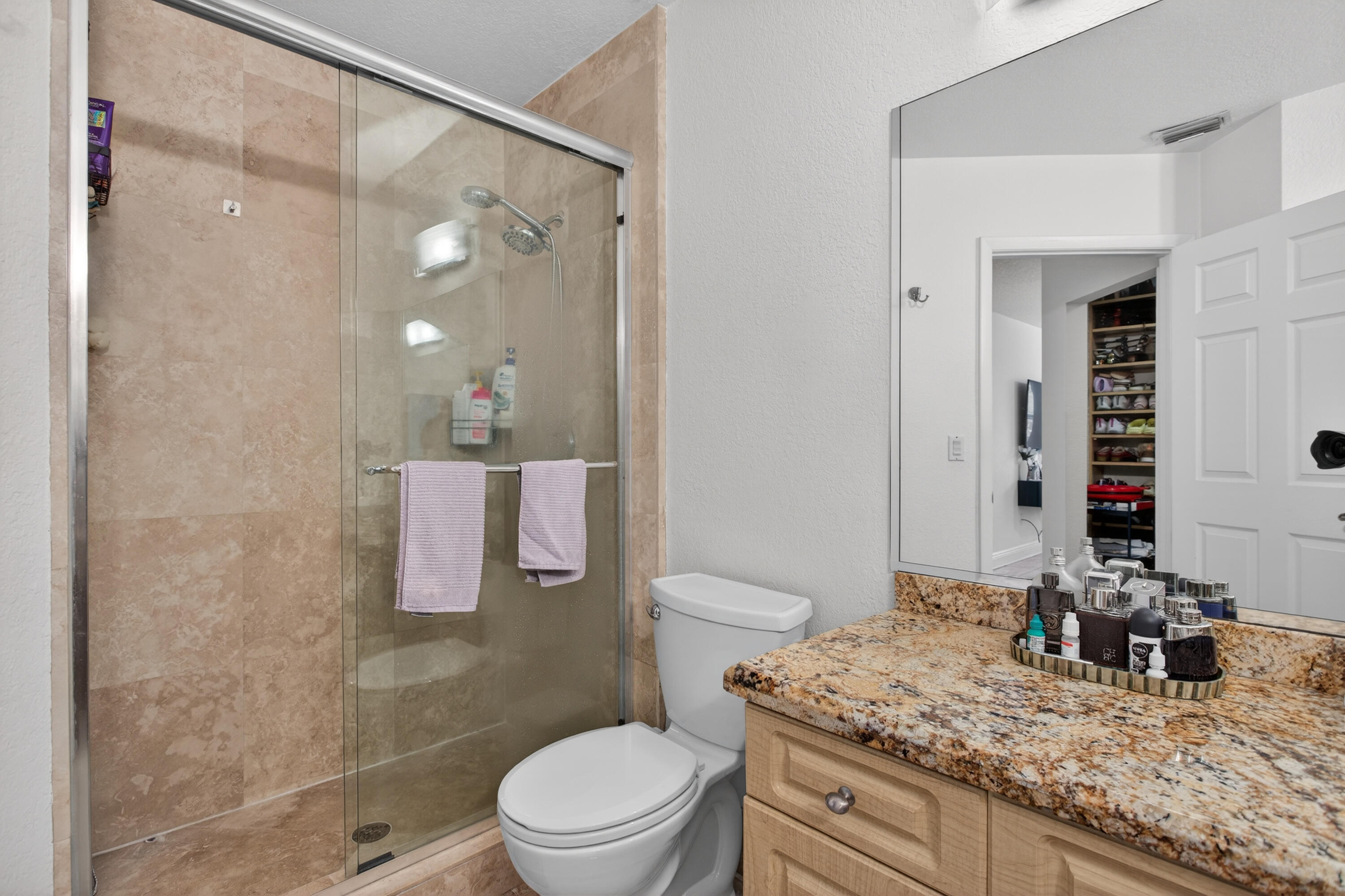 BAYVIEW VILLAGE E CONDO - Residential