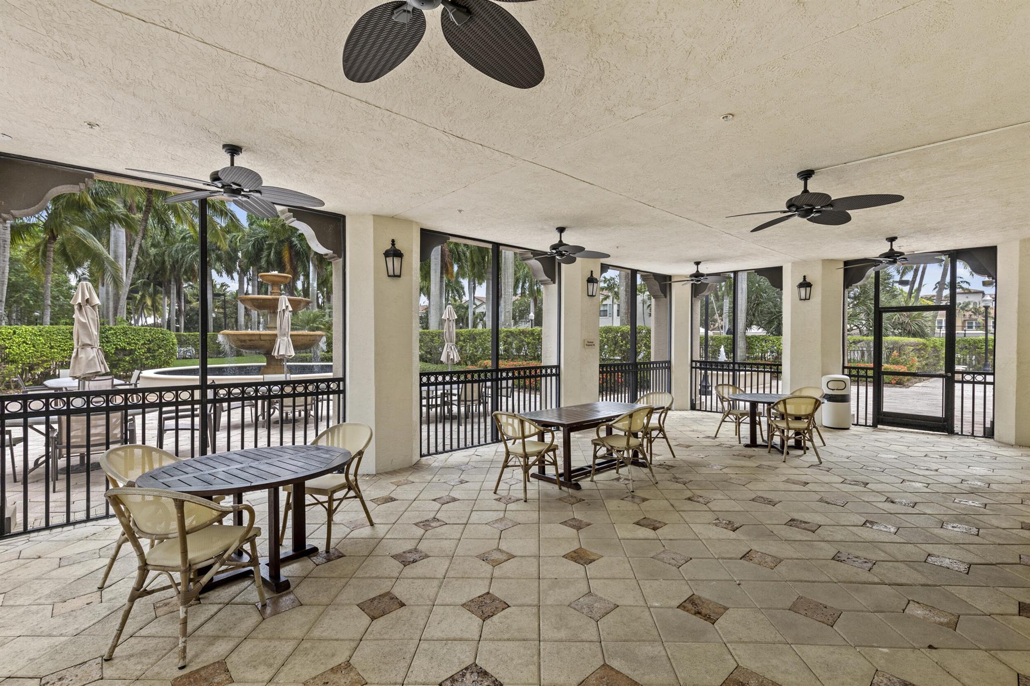 VILLA BIARRITZ CONDO - Residential