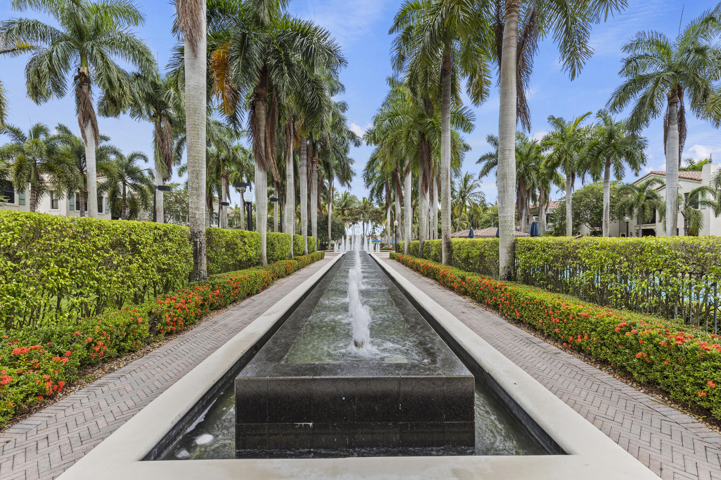 VILLA BIARRITZ CONDO - Residential