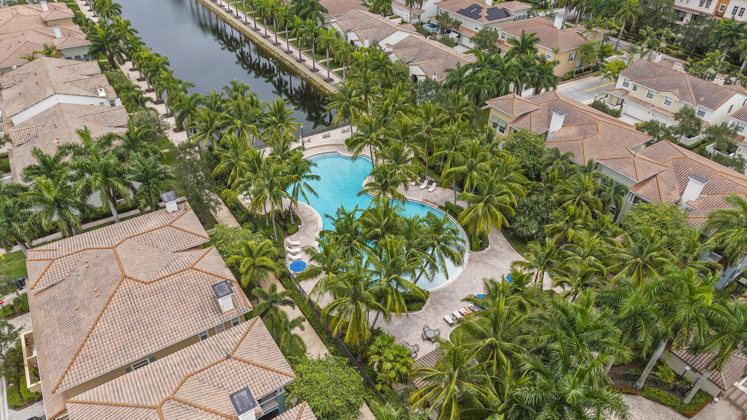 VILLA BIARRITZ CONDO - Residential