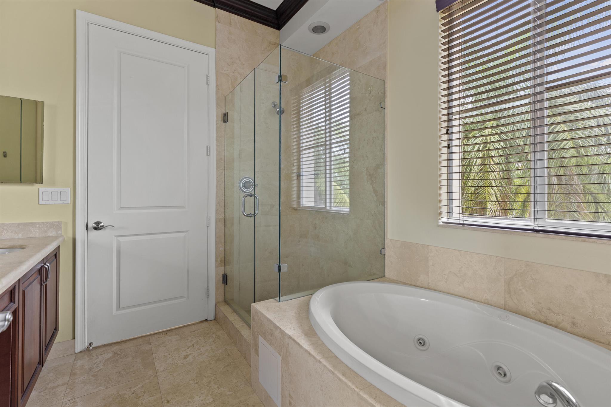 VILLA BIARRITZ CONDO - Residential