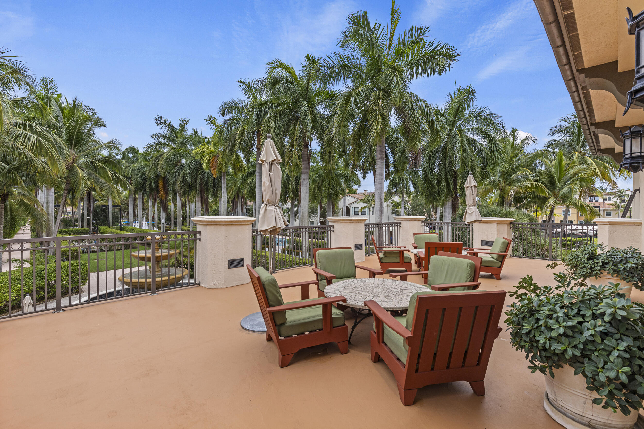 VILLA BIARRITZ CONDO - Residential