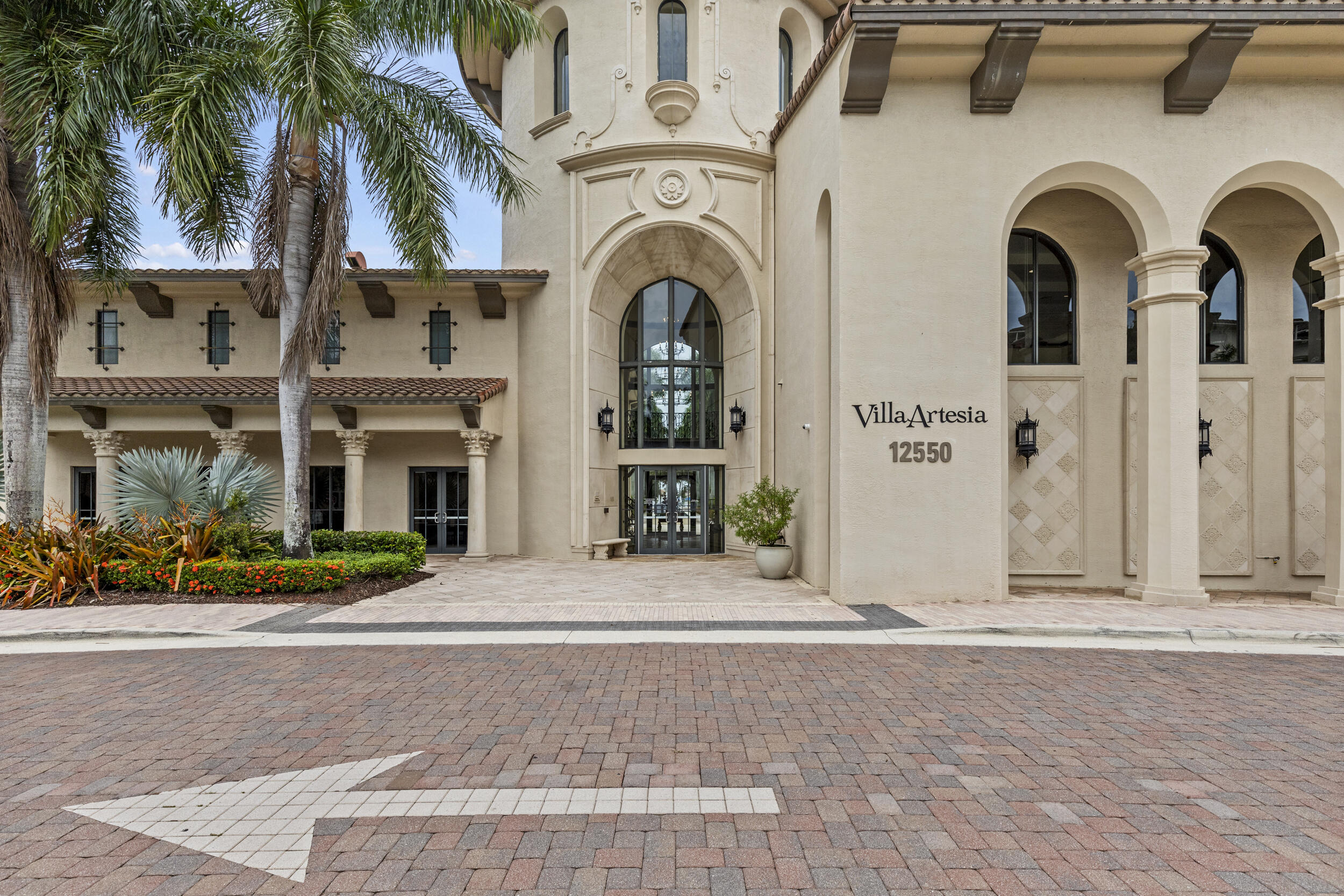 VILLA BIARRITZ CONDO - Residential