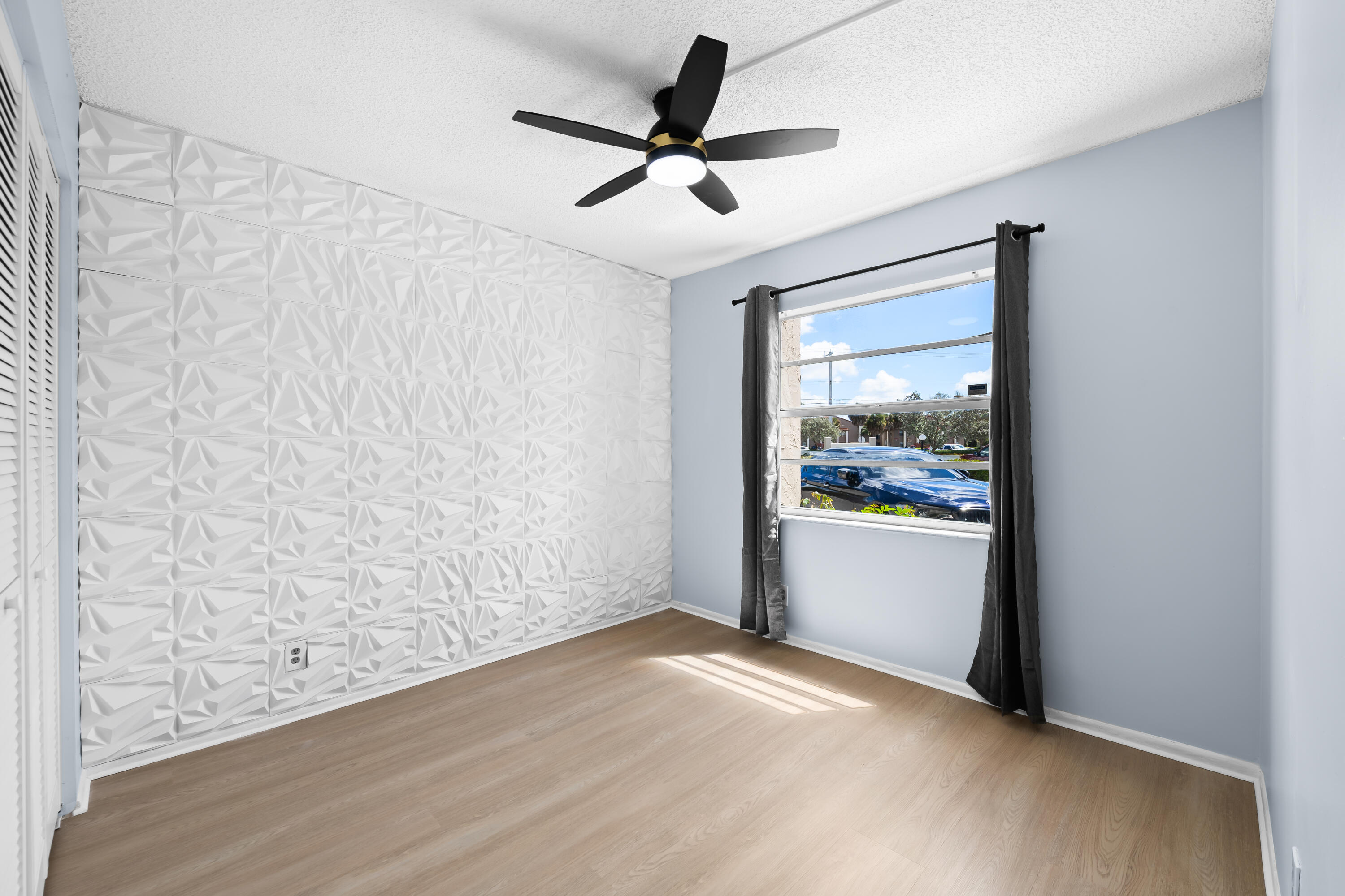 VICTORIA SQUARE CONDO - Residential Lease