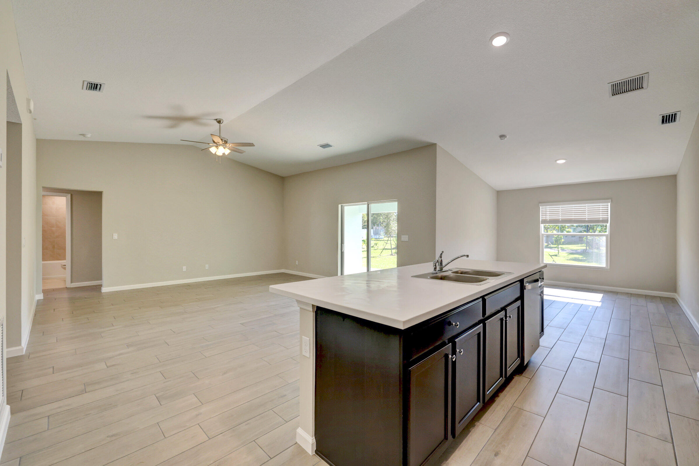 PORT ST LUCIE SECTION 9 - Residential