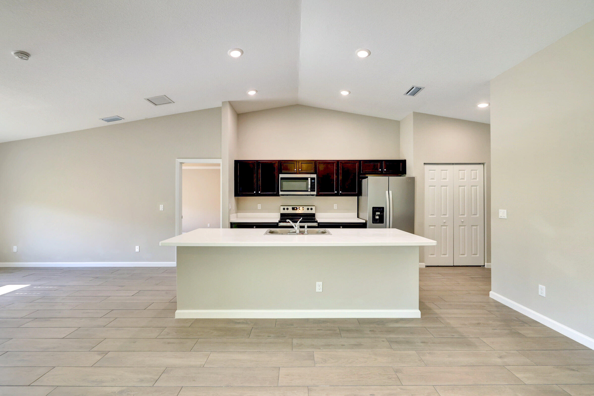 PORT ST LUCIE SECTION 9 - Residential