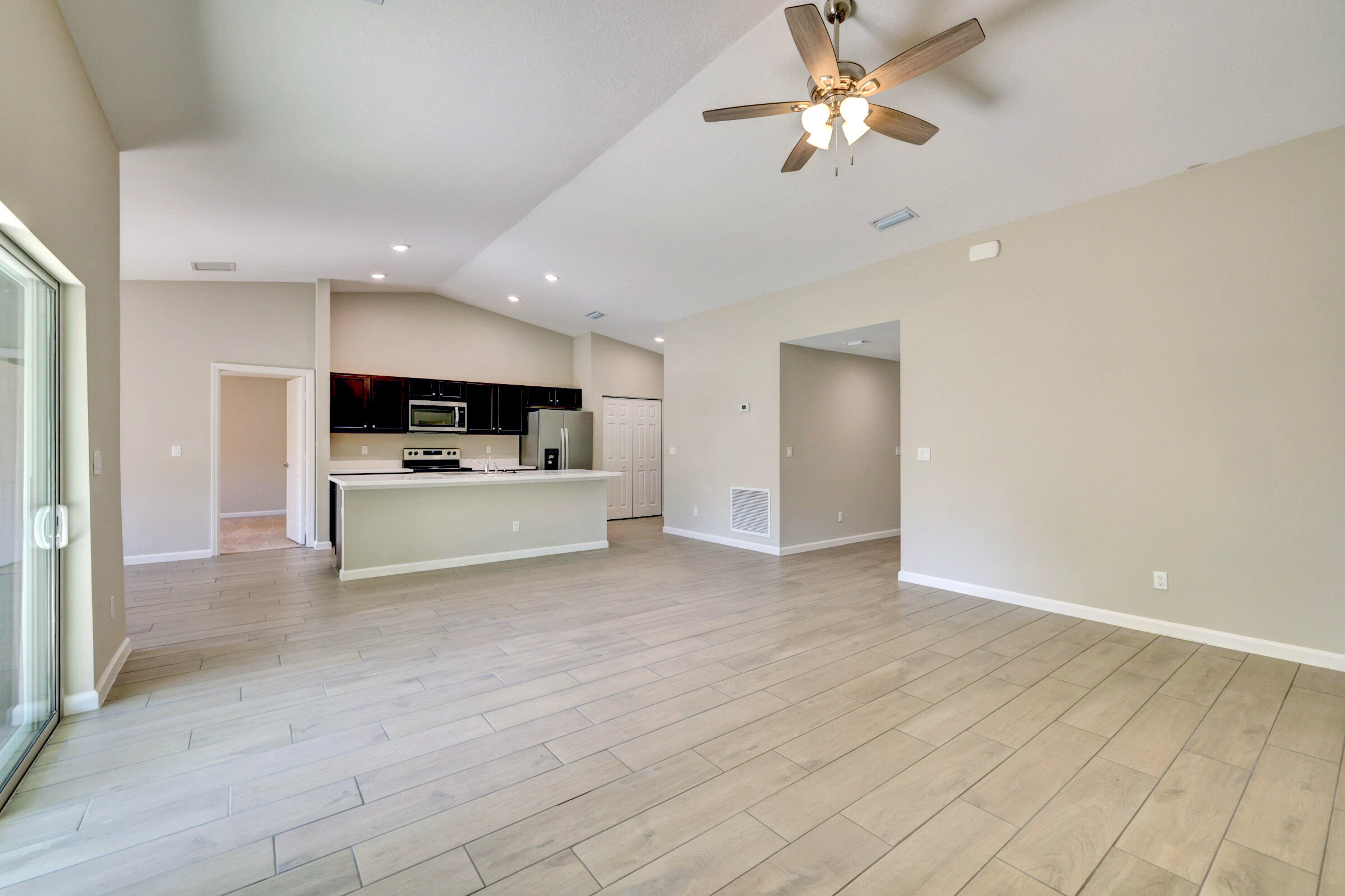 PORT ST LUCIE SECTION 9 - Residential