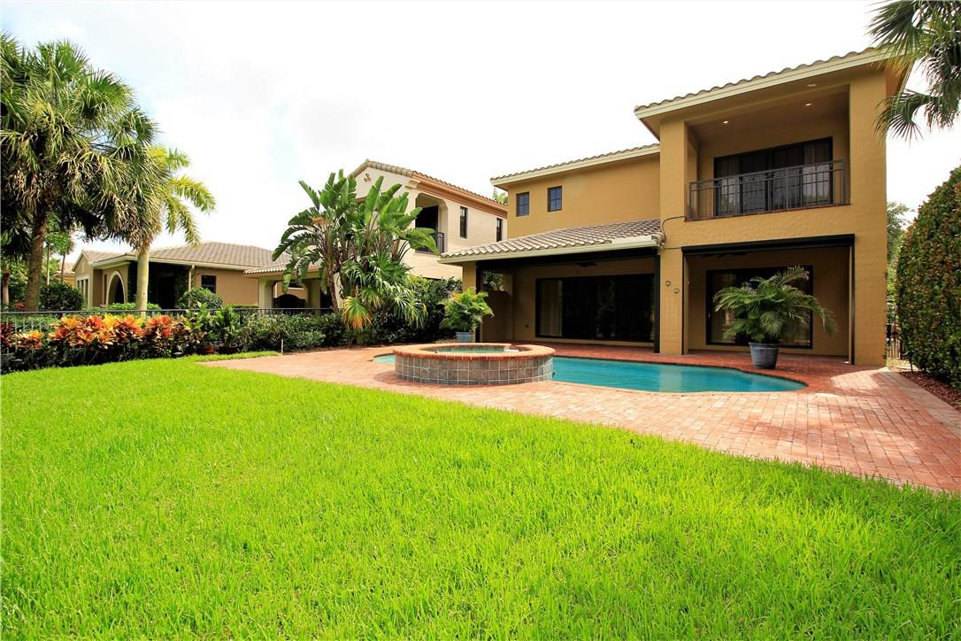 Parkland Golf & Country C - Residential