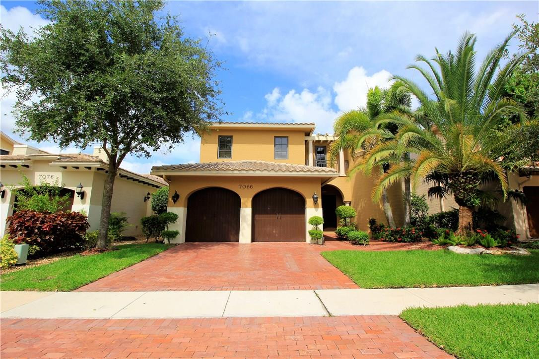 Parkland Golf & Country C - Residential