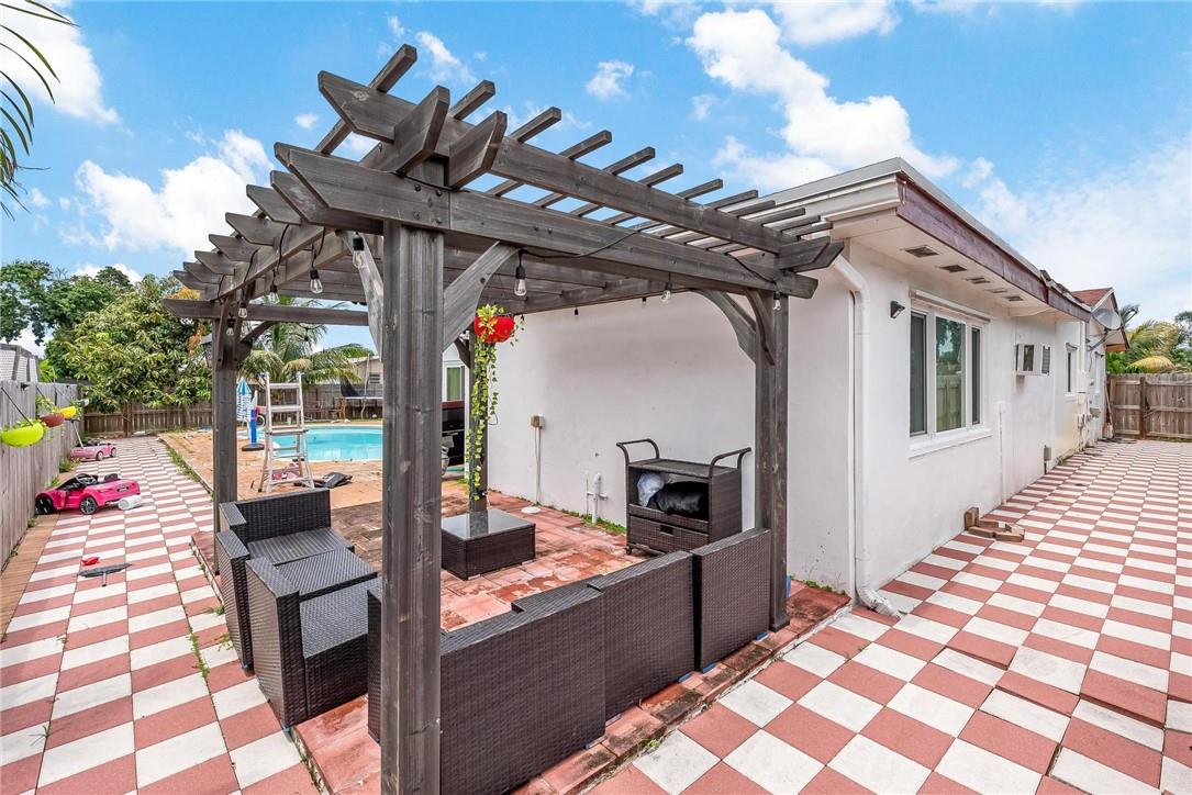Pasadena Lakes 65-1 B - Residential