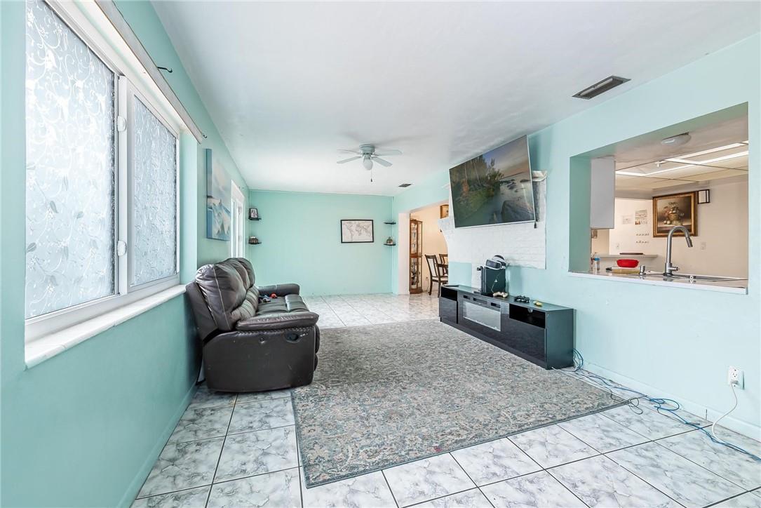 Pasadena Lakes 65-1 B - Residential