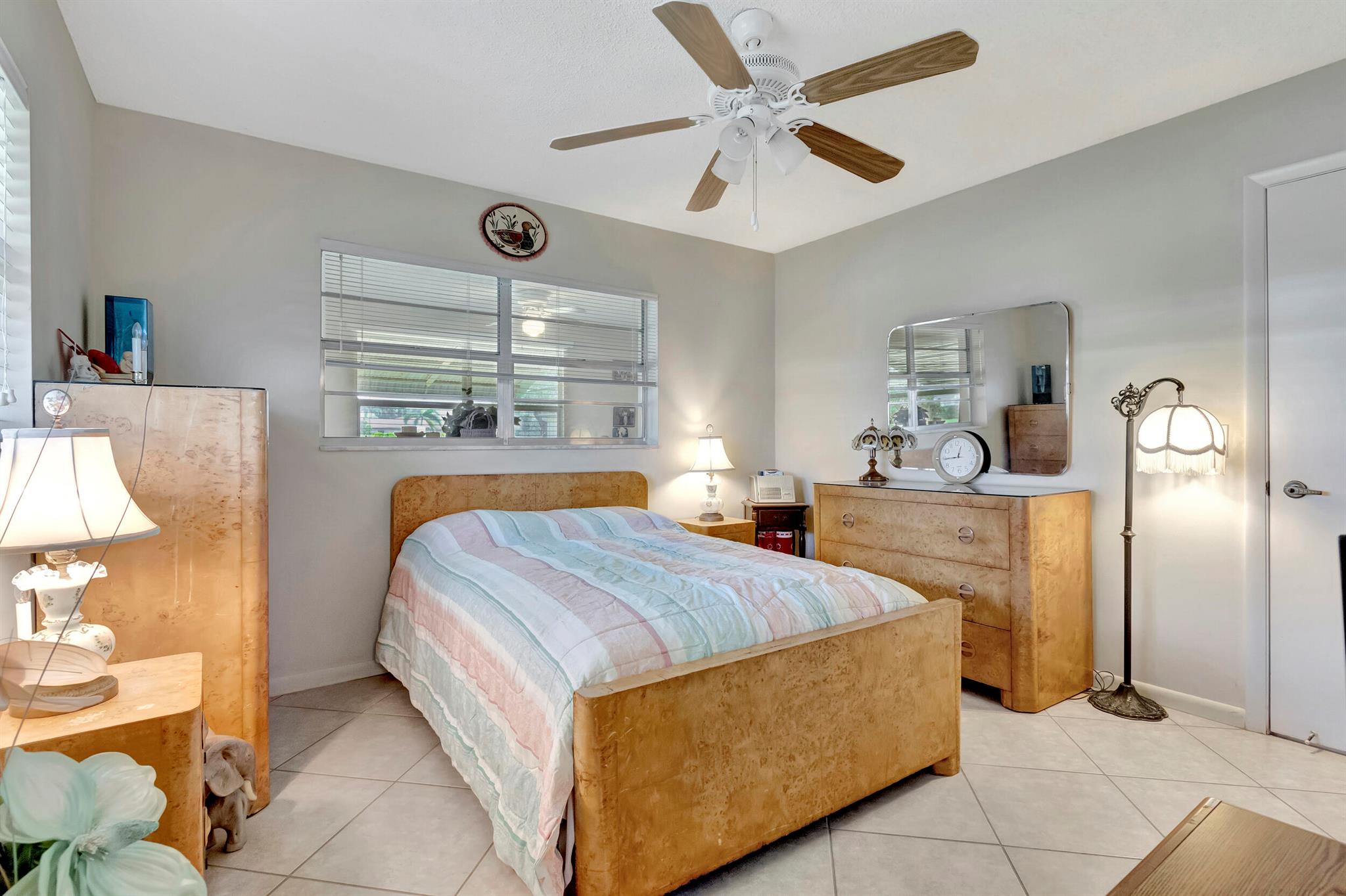 COUNTRY MANORS - Residential