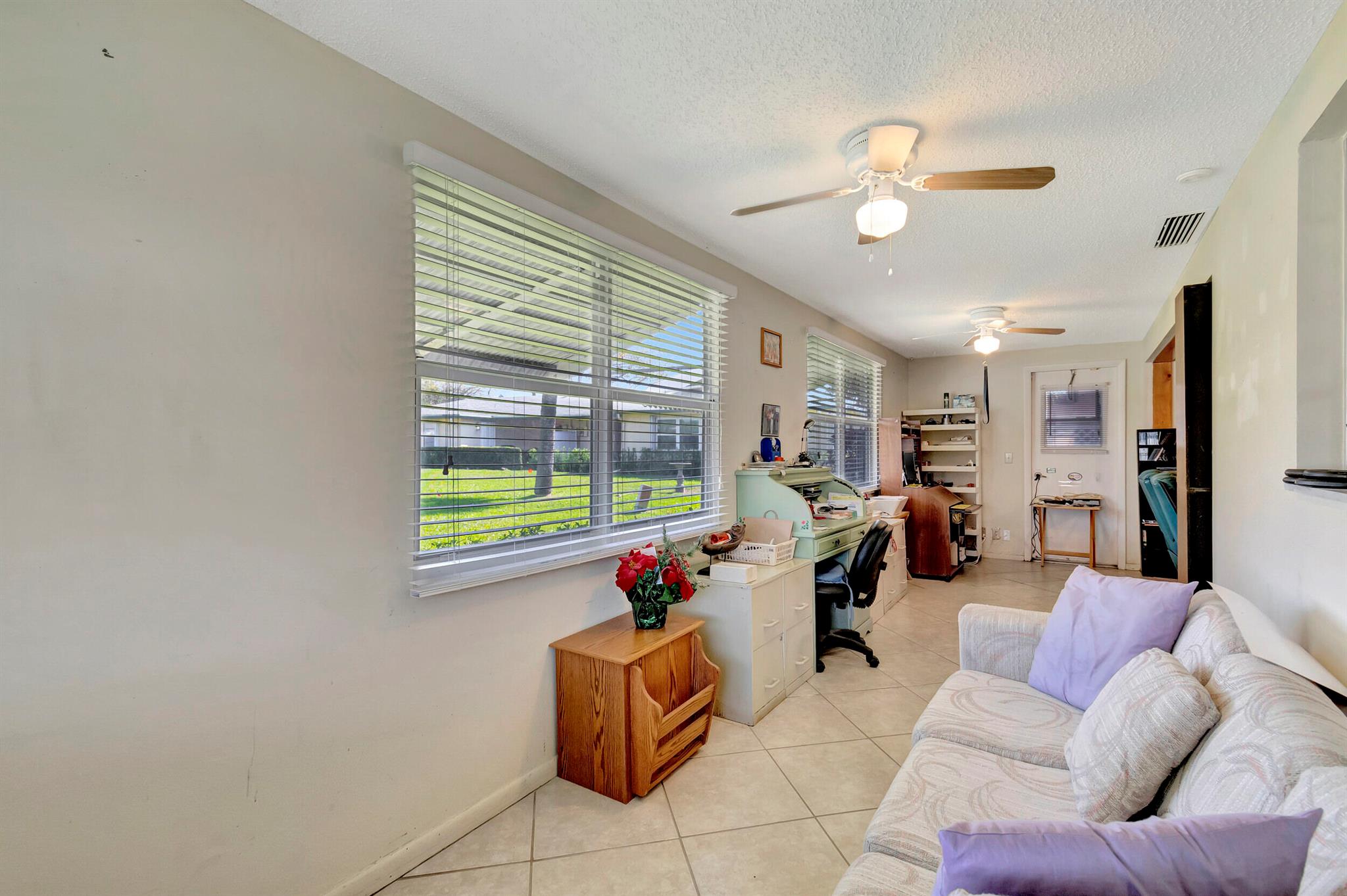 COUNTRY MANORS - Residential