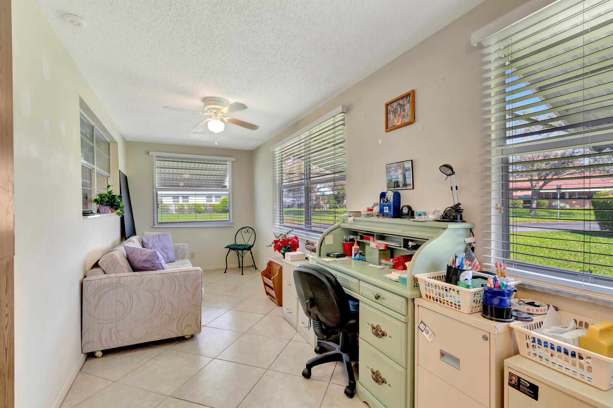 COUNTRY MANORS - Residential