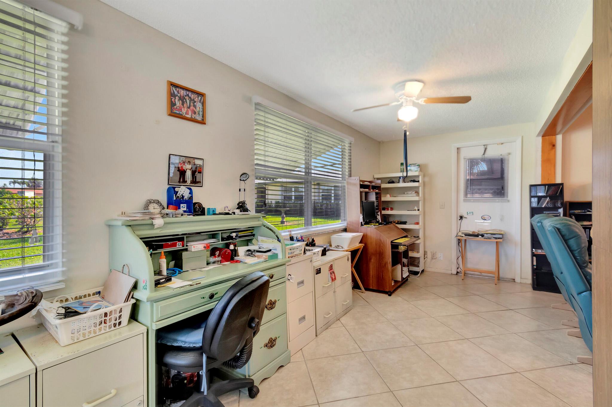 COUNTRY MANORS - Residential