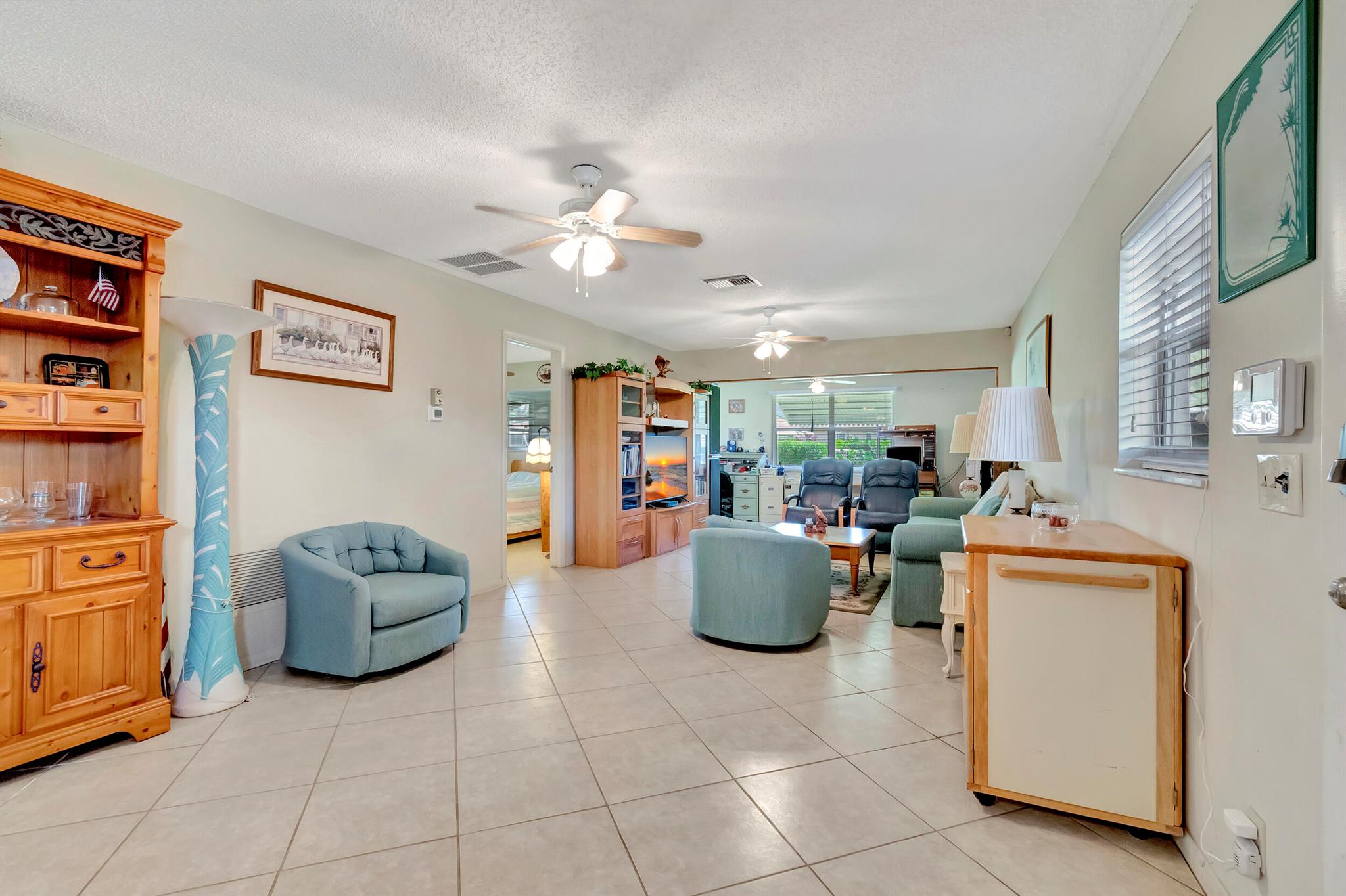 COUNTRY MANORS - Residential