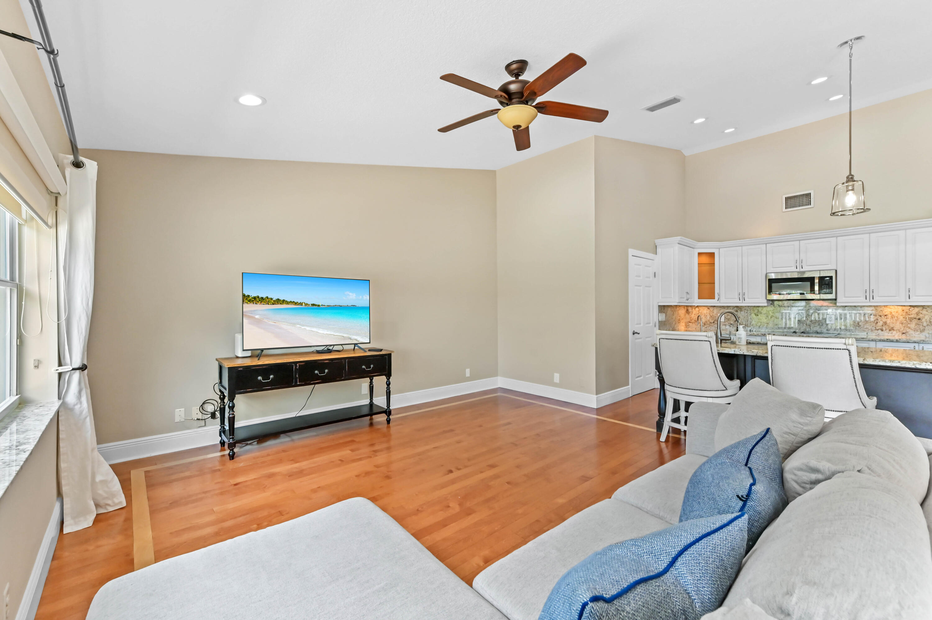 BALBOA POINT BOCA GOLF & TENNIS CLUB - Residential Lease