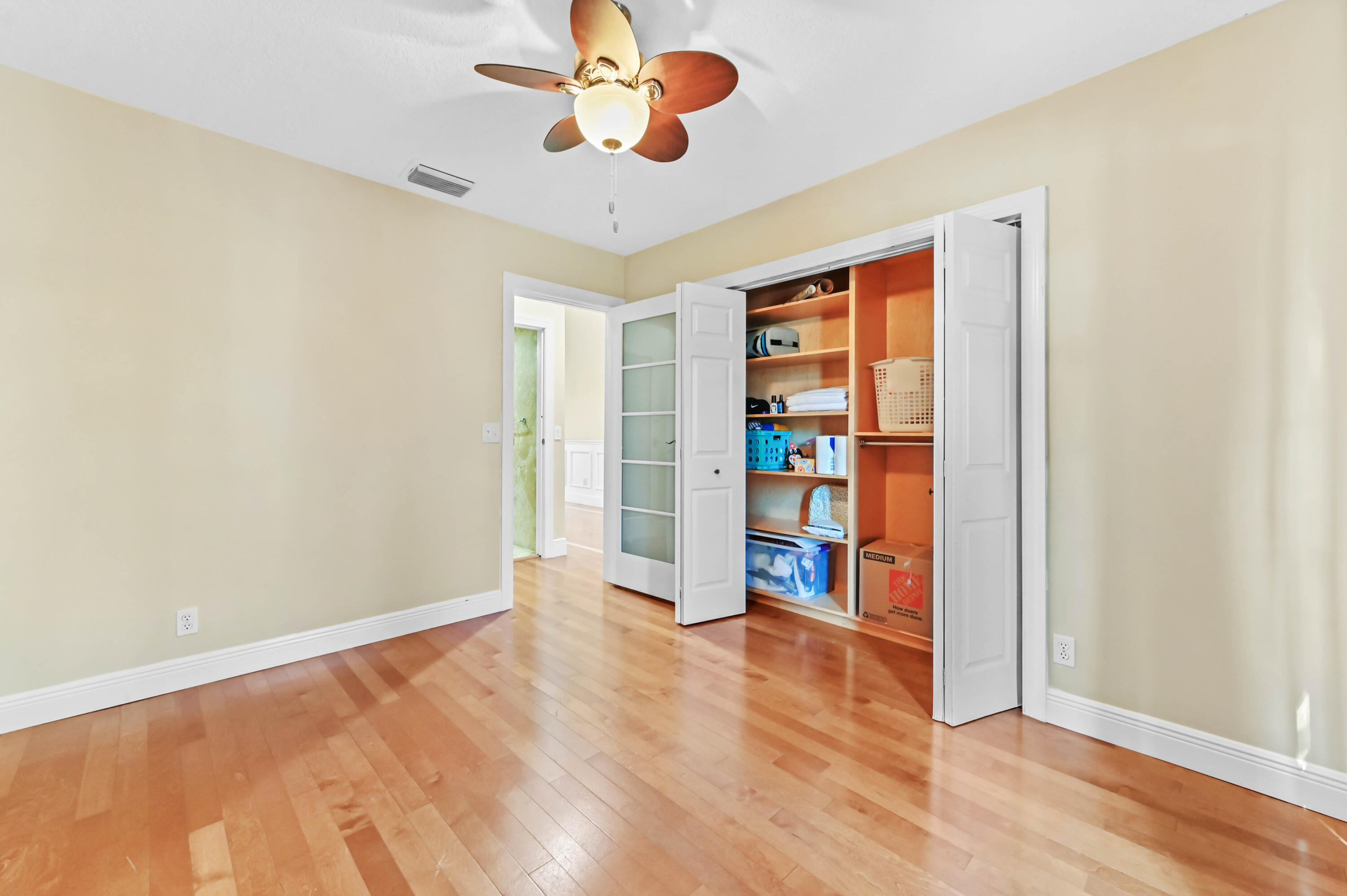 BALBOA POINT BOCA GOLF & TENNIS CLUB - Residential Lease