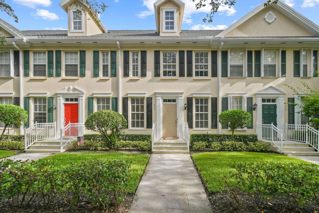 Photo of 354 Jacaranda Drive, Jupiter, FL 33458 (MLS # R11018687)