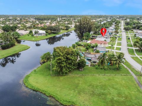 A home in Royal Palm Beach