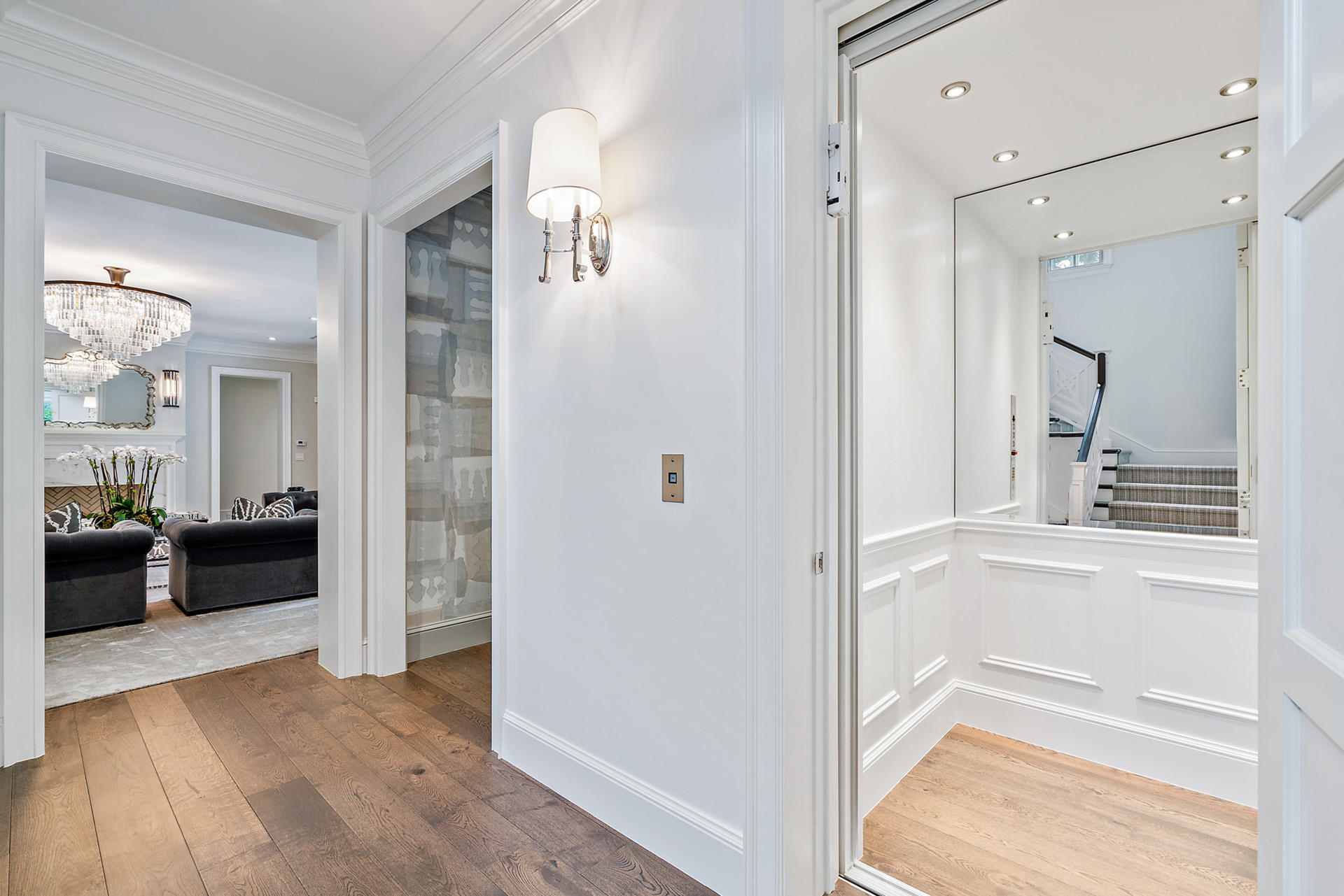 ADAMS CIRCLE - Residential