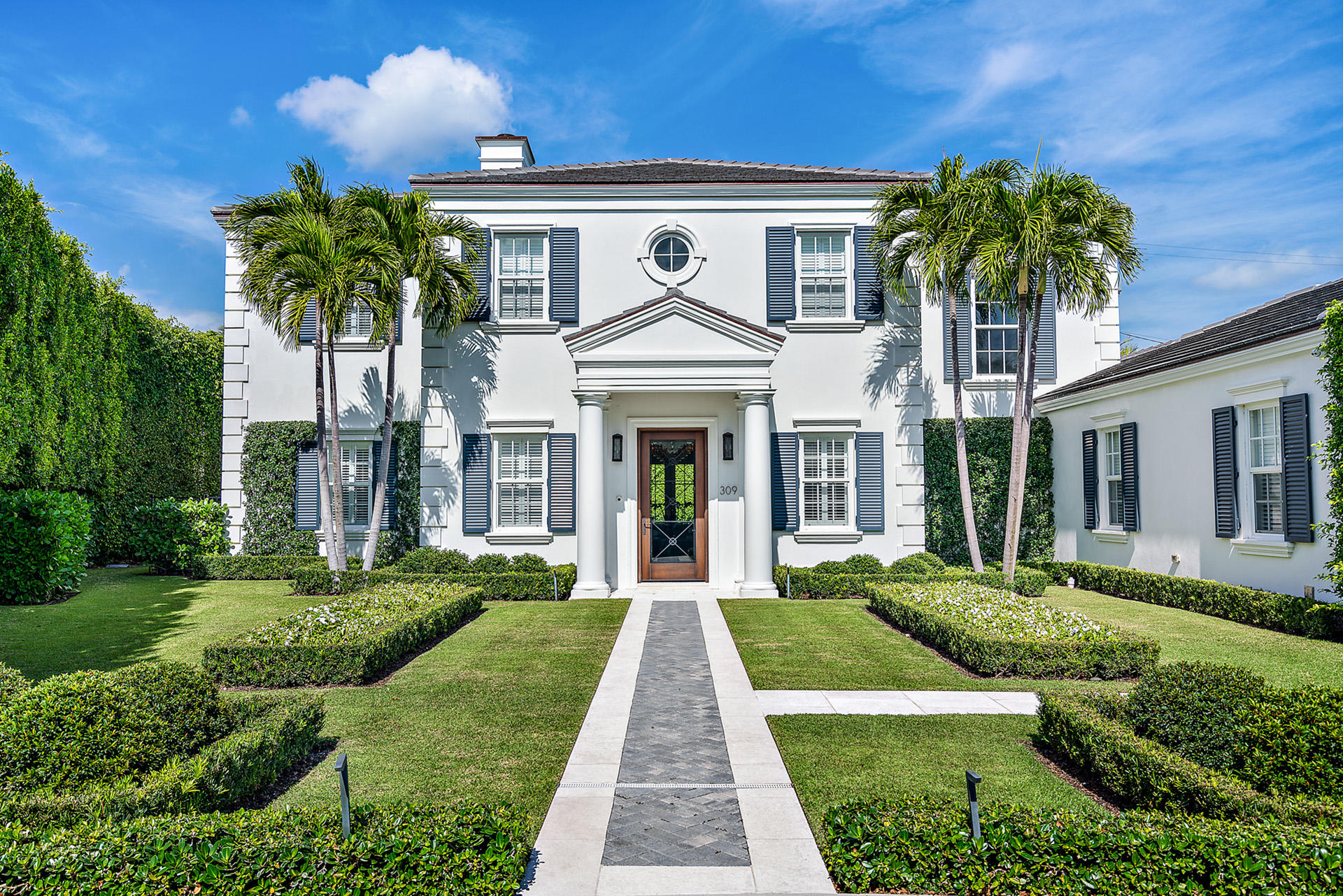 ADAMS CIRCLE - Residential